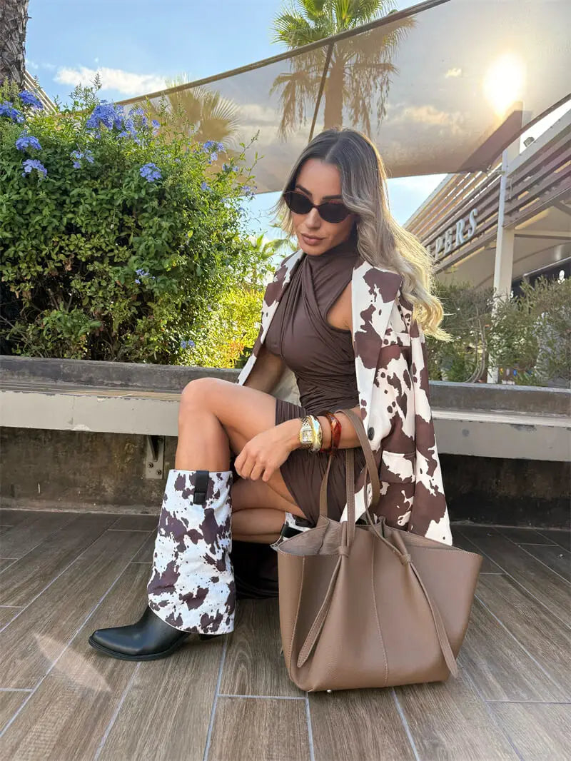 Woman Pointed Toe Cows Print Slip-on Short Boots Chuny Heel Fashion Fold-over Boots