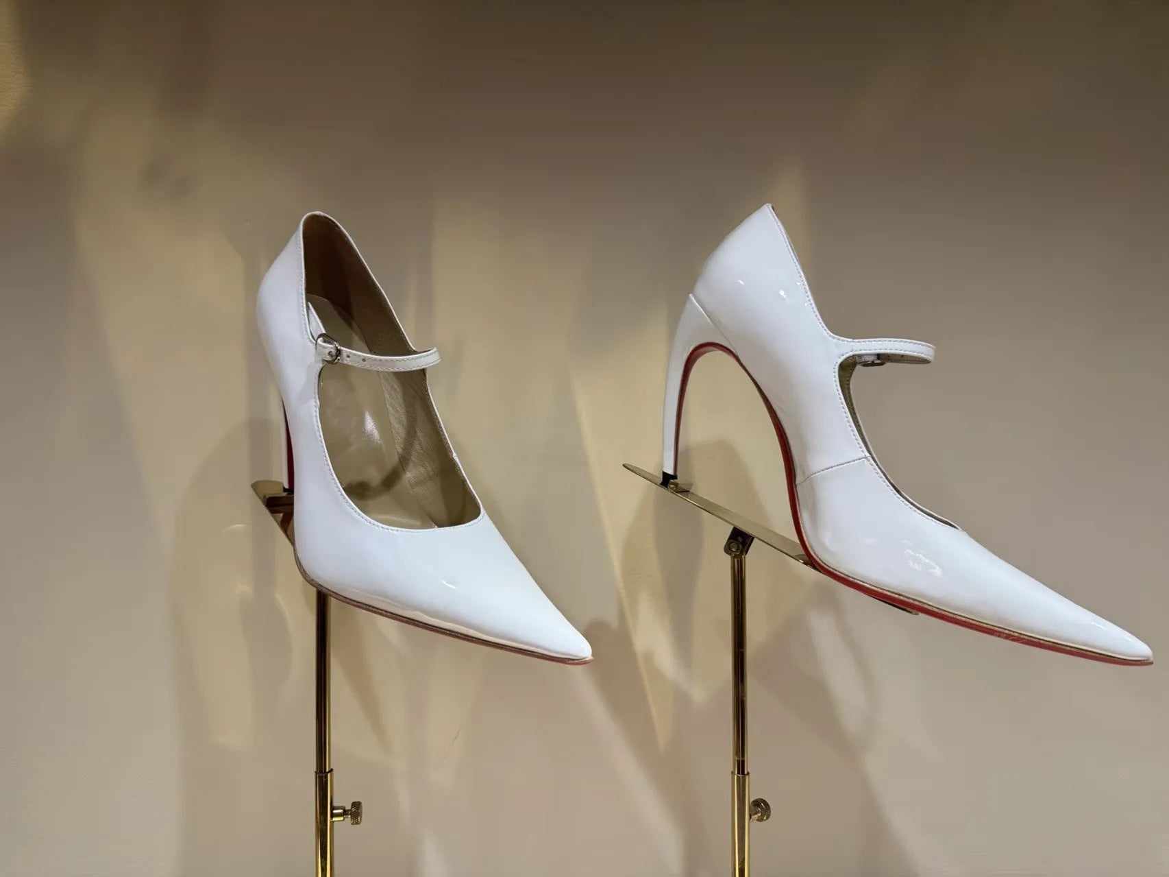 2026 Women's Summer Pointed Stiletto Lace Bow Sandals Fashion Fashion Show Party Wedding Ballet Women's High Heels