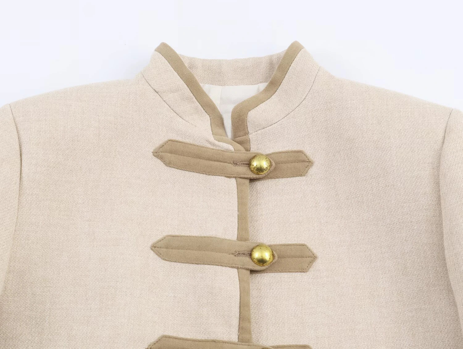 2025 winter new women's casual temperament simple long sleeved padded shoulder rope buttoned jacket