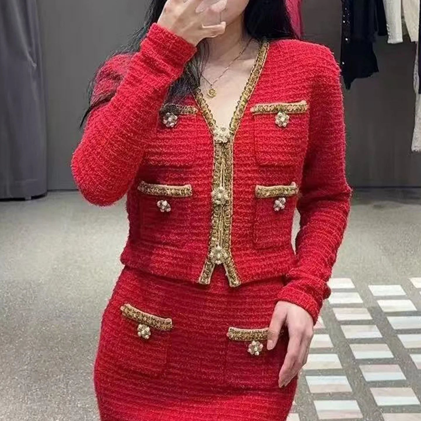 Women's red button two-piece suit with long-sleeved