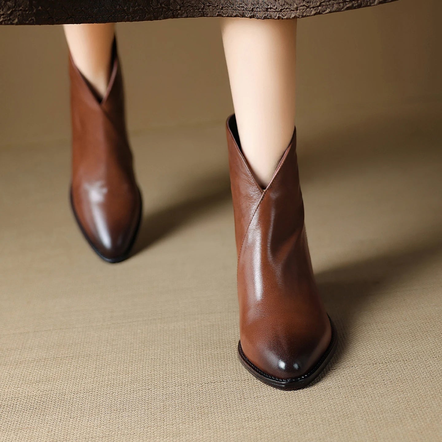 Women Handmade Genuine Leather Pointed Toe Chunky Heel Shoes Casual Zip Ankle Boots Western Boots 34-40