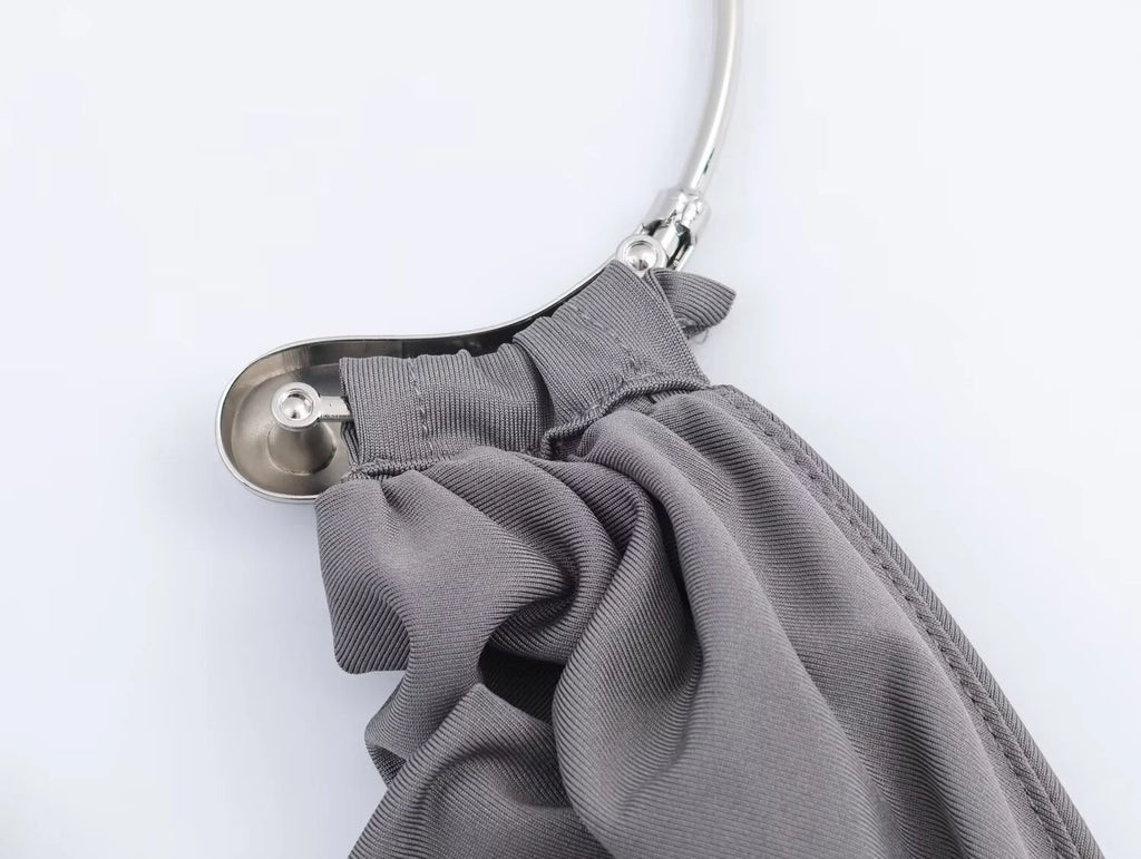 2026 autumn new women's clothing metal necklace jewelry collar sleeveless hanging neck long skirt Midi dress