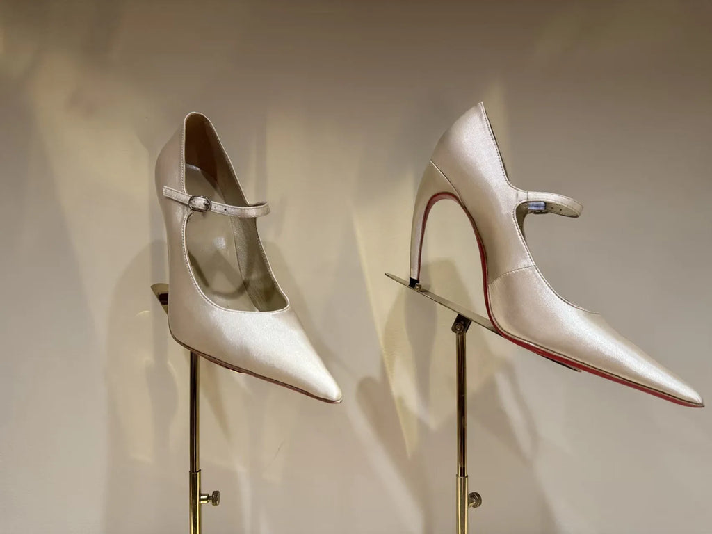 2026 Women's Summer Pointed Stiletto Lace Bow Sandals Fashion Fashion Show Party Wedding Ballet Women's High Heels