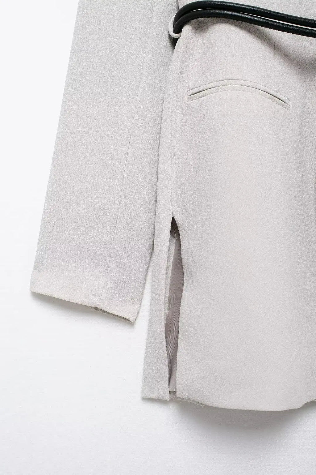 EDSA Women Belt Blazer Long Sleeves with Shoulder Pads V-Neck Jacket Long Sleeves for Office Lady Coat Outerwear