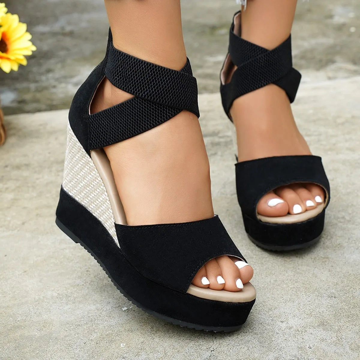 Plus Size Shoes for Women 36-42 Summer Fashion Platform Wedges Buckle Strap