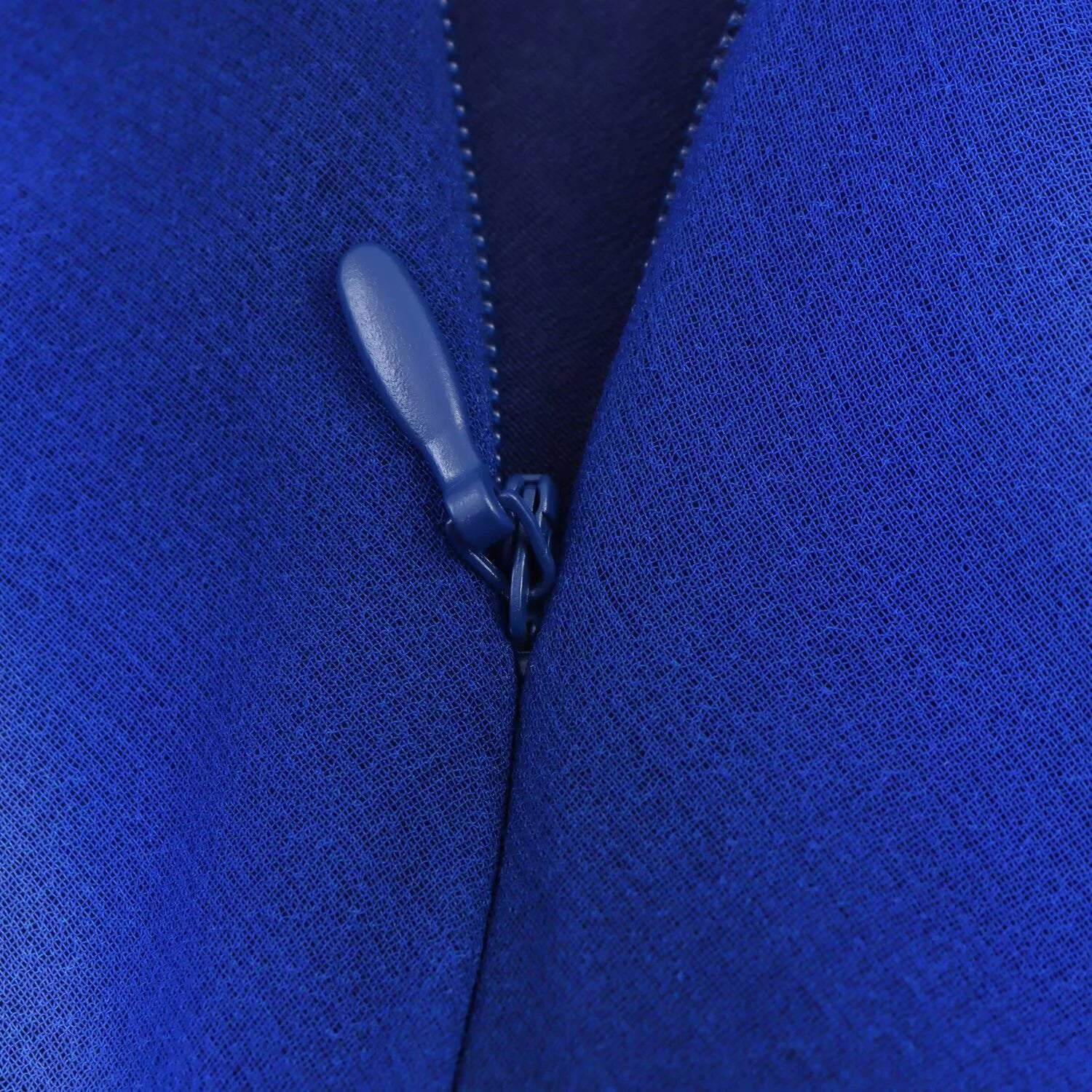 2026 autumn new fashionable temperament blue printed bow decoration hanging neck V-neck long dress