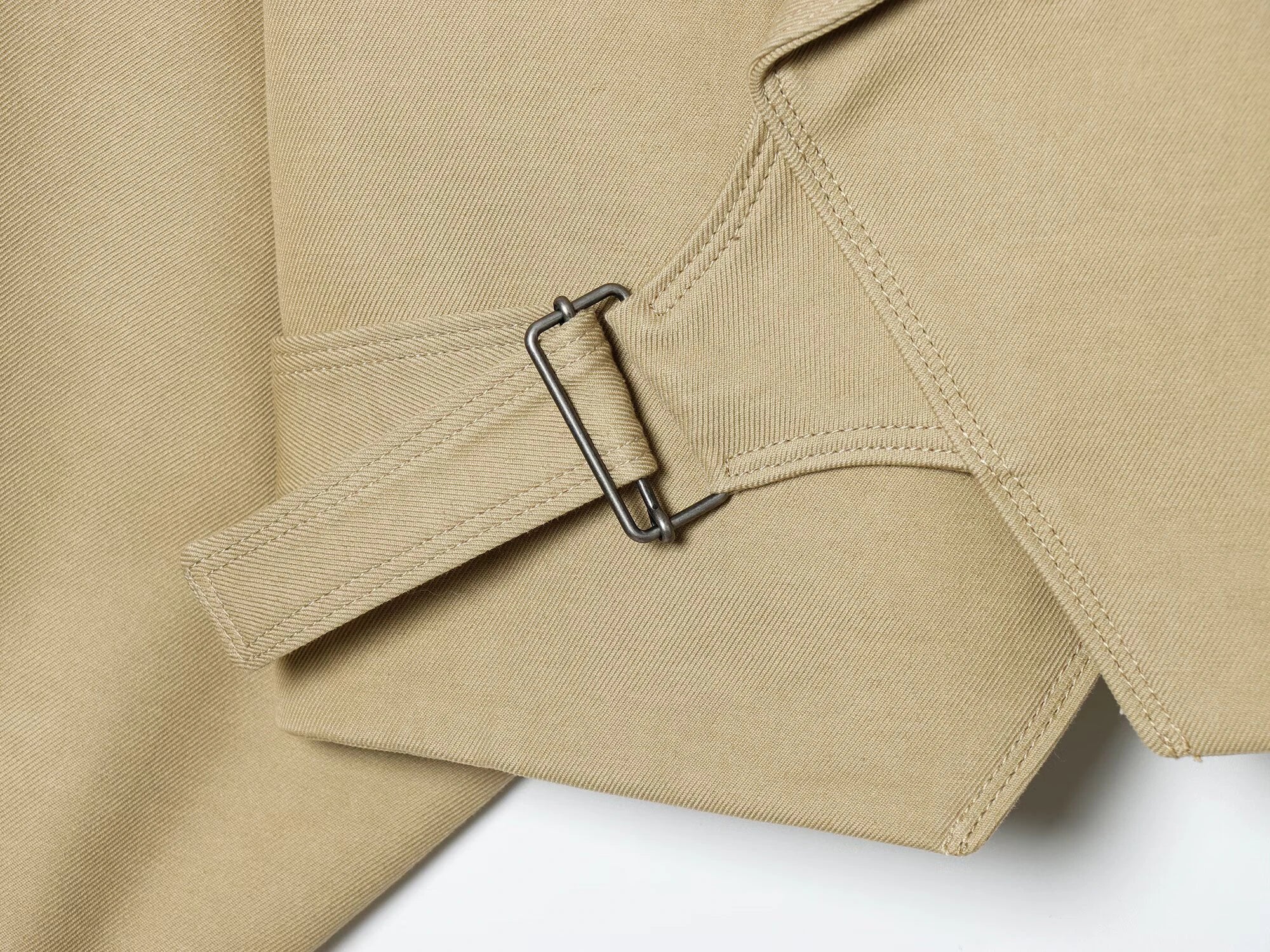 European and American style women's new 2026 fashionable long sleeved lapel solid color short jacket