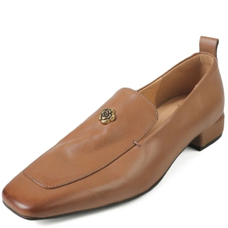 Handmade Genuine Leather Camellia Mid Heels Women's Retro British Style Bottom Shoes Metal Decor Pure Color 34-40