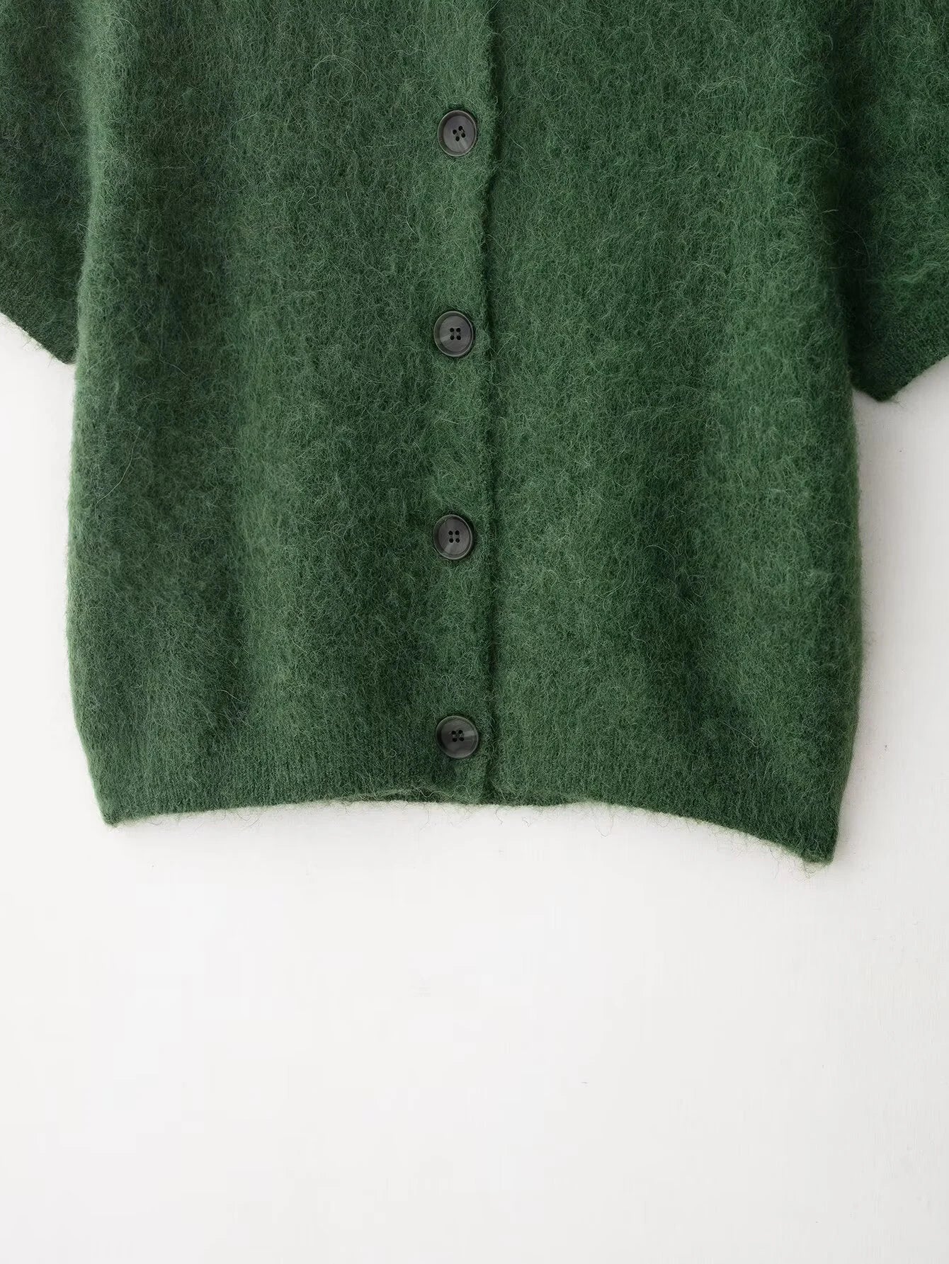 2025 autumn new women's clothing sweet and fashionable round neck short sleeved knitted cardigan short jacket