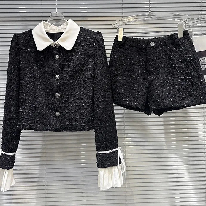 2026 Autumn New Fashion Style Contrast Color Collar Tie Sleeve Short Jacket For Women Shorts Tweed Shorts Female 11A06638
