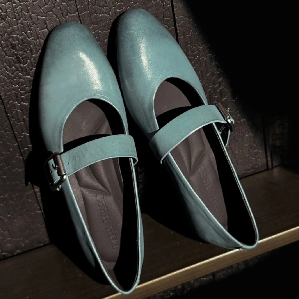 Handmade Genuine Leather Soft comfortable Flat Bottom Women's New Style Shoes Low Heel round Toe Look Synthetic