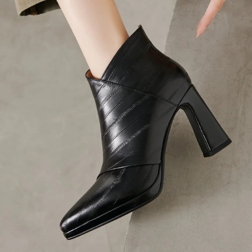 Women Handmade Genuine Leather Soft and comfortable Western Boots Pointed Toe Chunky Heel Retro Ankle Boots 34-40