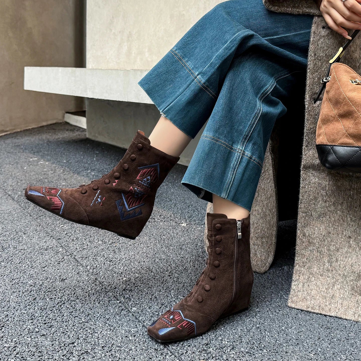 Handmade Genuine Leather Embroidered Boots Tube Low Heel Women Footwear Winter Season Square Toe Slope Heel 33-40