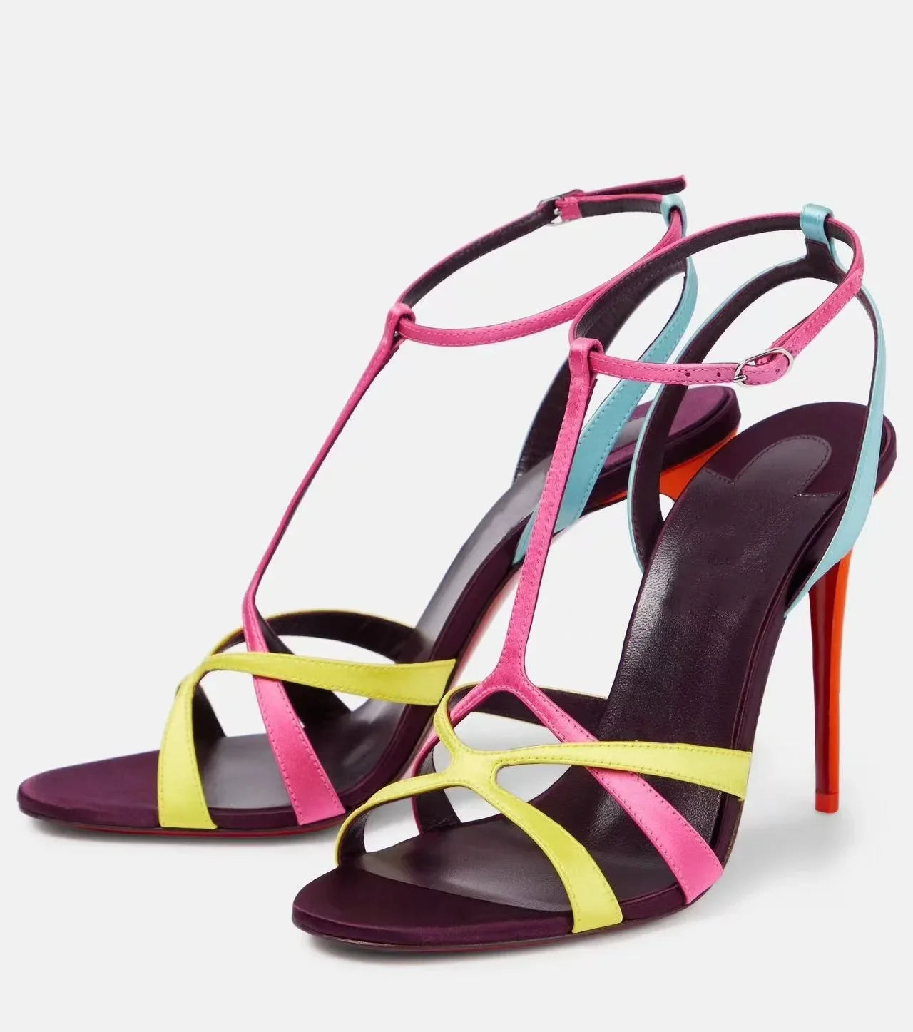 2026 European and American Summer New Women's Stiletto Sandals Fashionable and Sexy Party Banquet Fashion Show Large Sandals