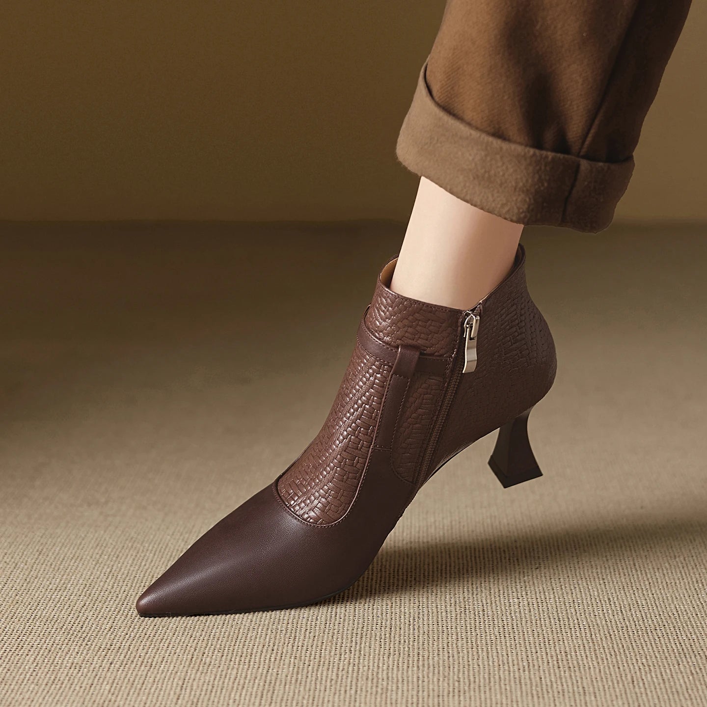 Women's Handmade Genuine Leather Soft and comfortable Short Boots New High-heeled Banquet Shoes 34-40