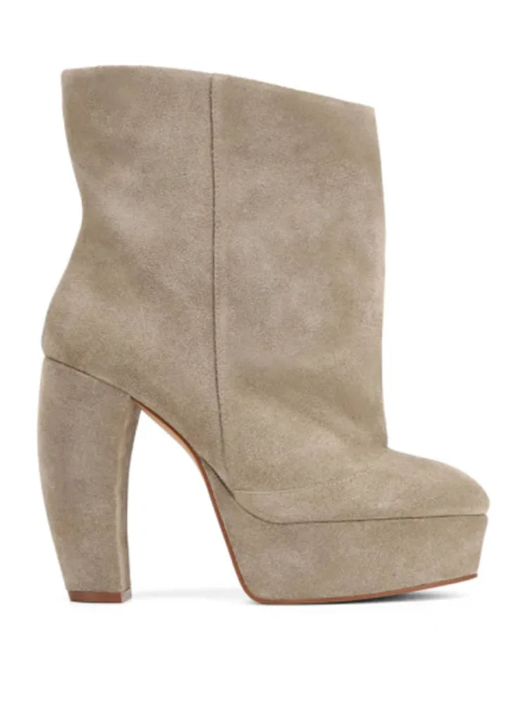 2026 Autumn/Winter New Coarse High Heels Short Boots Round Head Fashion Thick Bottom Women's Large Medium Boots