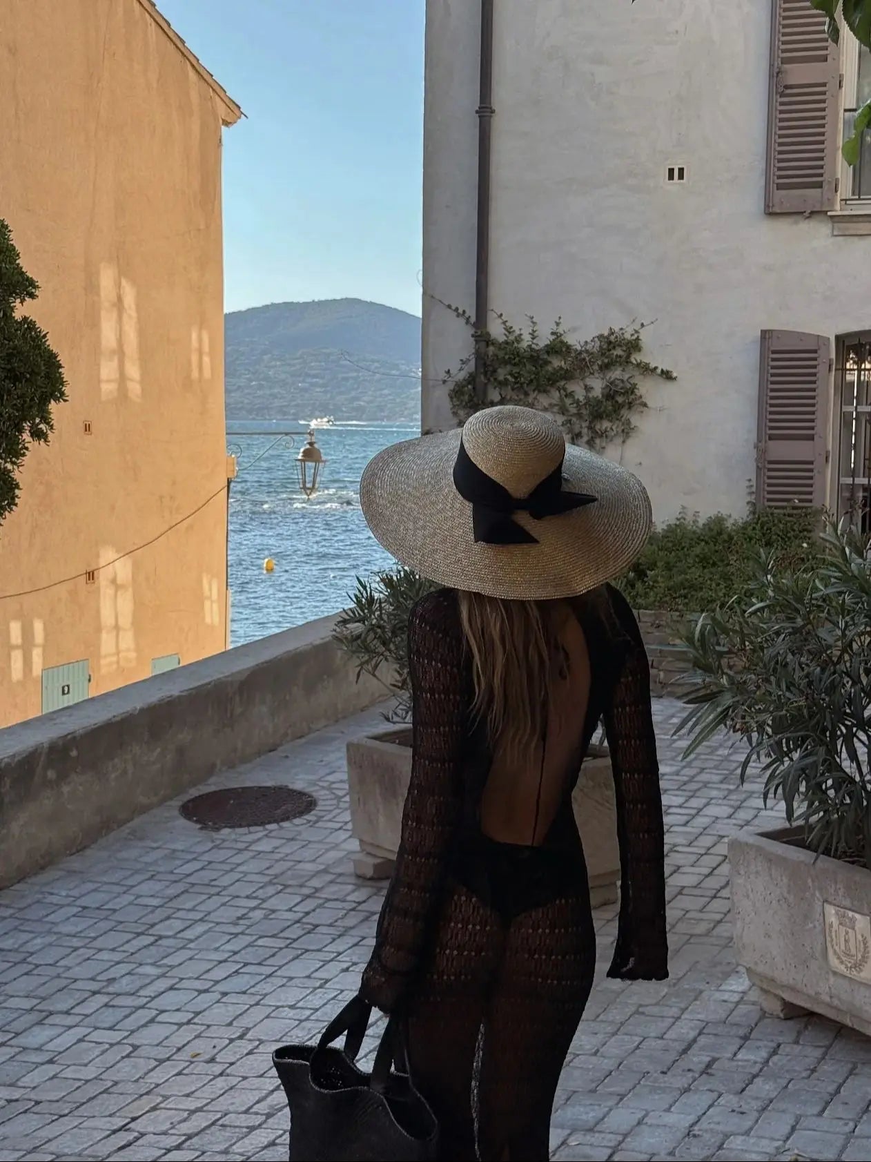 Hollow Sweater Long Dress Women Crochet Party Dresses Cover Up Elegant Long Sleeve Maxi Vestidos Holiday Beach Robe