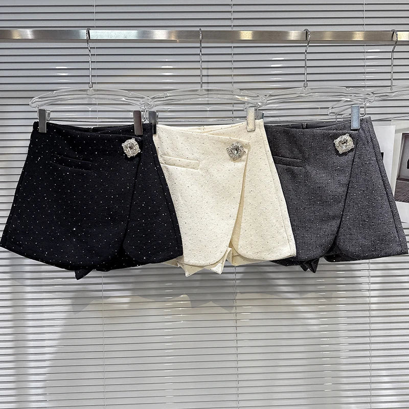 2025 Autumn New Fashion Rhinestone Diagonal Hem Shorts Skirts For Women Elegant Versatile A-line Short Pant Female 11A05878
