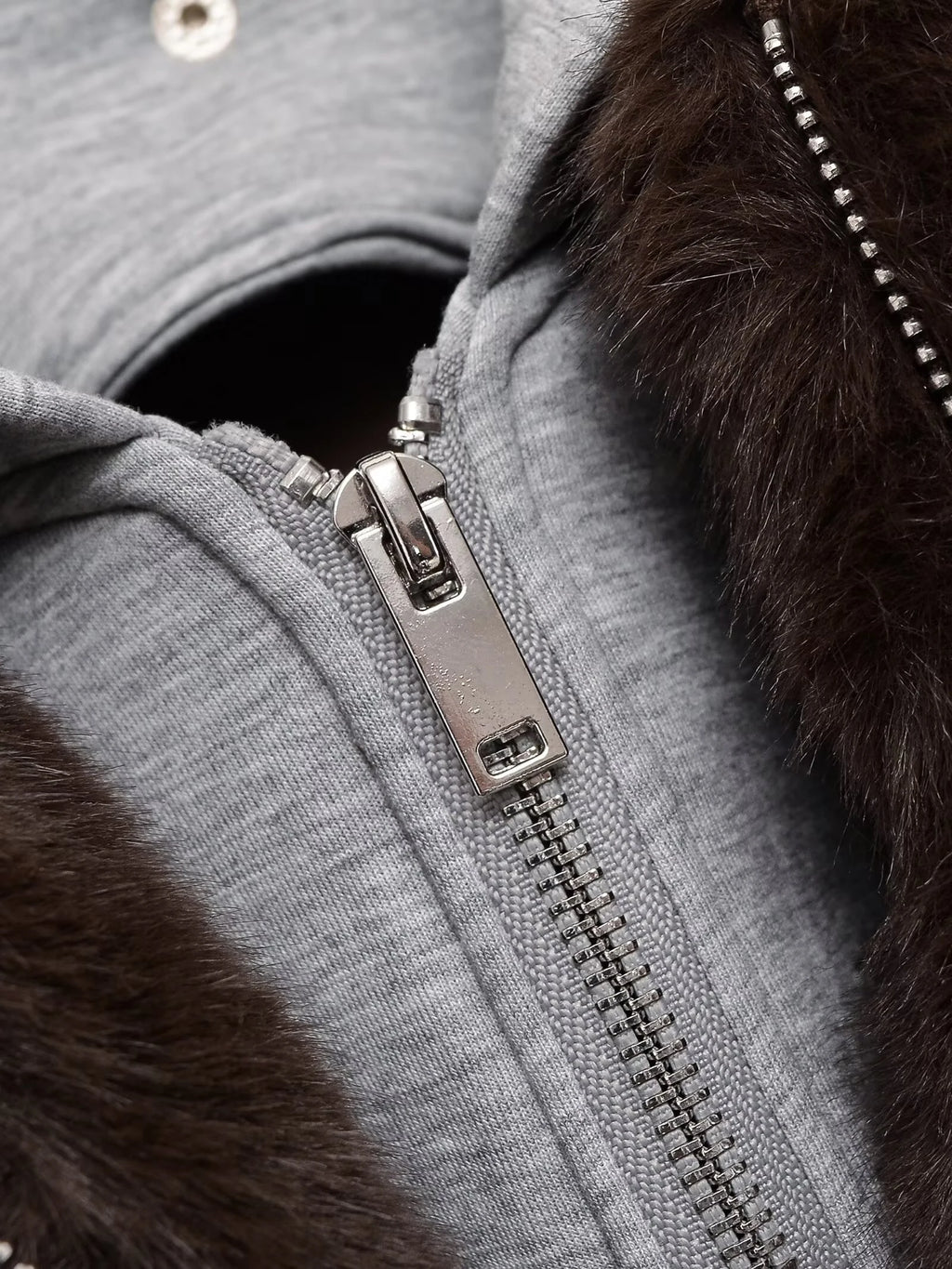 2025 Winter New Fashionable Sweet Loose Splicing Artificial Fur Zipper Hooded Jacket for Women