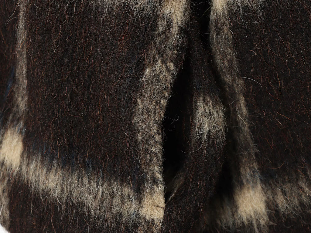 2025 Autumn New Product Women's Clothing High end Retro Lazy Style Pocket Hairy Plaid Jacket Jacket